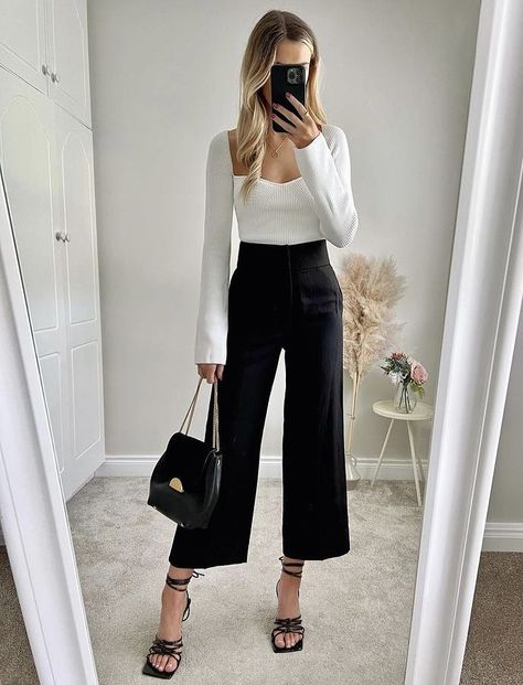 Young Professional Outfits Casual, Casual Outfits For Women Summer, Semi Formal Mujer, Corporate Attire Women, Semi Casual Outfit, Outfits For Women Summer, Drinks Outfits, Smart Casual Women Outfits, Pinterest Wardrobe