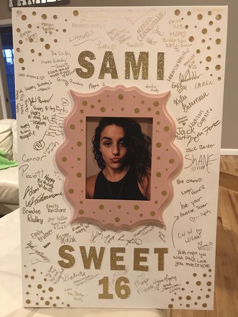 Sweet 16 Simple Decorations, Sweet 16 Decorations Outdoor, Sweet 16 Poster Board Ideas, Sweet Sixteen Party Ideas On A Budget, Simple Sweet 16 Decorations, Sweet 16 Party Decorations Ideas Pink, Sweet 16 Memory Ideas, Outside Sweet 16, Sweet 16 Decorations Gold