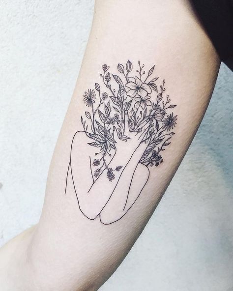 flower face tattoo Elegant Tattoo Ideas, Noir Tattoo, Wildflowers Tattoo, Tattoo Diy, Scar Tattoo, Shape Tattoo, Muster Tattoos, Inspiration Tattoos, Diy Tattoo