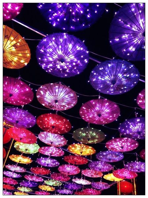 Umbrella Decor, Hanging Umbrellas, Umbrella With Lights, Umbrella Decorations, Outdoor Restaurant Design, Lights Wedding Decor, Wedding Entrance Decor, Colorful Umbrellas, Umbrella Lights