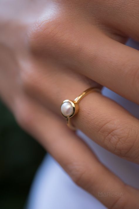 Pearl Gold Ring Delicate 18k Gold Plated Handmade | Etsy Pearl Ring Design, Pearl Gold Ring, Rose Gold Quartz, Gold Ring Designs, Ringe Gold, Gold Fashion Necklace, Amethyst Gold, Jade Ring, Jewelry Design Necklace