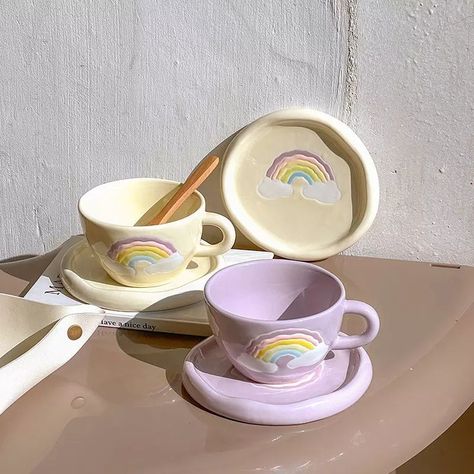 Rainbow Coffee, Ceramic Dinnerware Set, Painted Rainbow, Cerámica Ideas, Face Mug, Coffee Cup Set, Ceramic Set, Coffee Mug Sets, Ceramic Coffee Cups