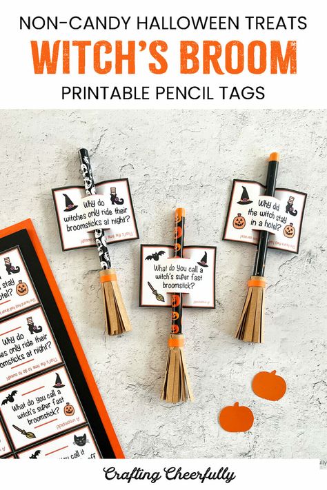 Learn how to make cute non-candy halloween treats! Decorate pencils to look like a witch's broom then add my printable Halloween pencil tags! Halloween Pencil Tags Printable, Halloween Pencil Treats, Decorate Pencils, Classroom Birthday Gifts, Halloween Class Treats, Halloween Classroom Treats, Halloween Student, Kids School Gifts, Printable Halloween Tags