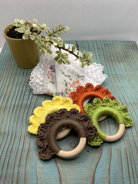 Hairband Crochet, Diy Hairband, Thanksgiving Crochet Patterns, Crochet Making, Thanksgiving Napkin Rings, Thanksgiving Crochet, Ring Crochet, Crochet Nursery Decor, Bow Scrunchie