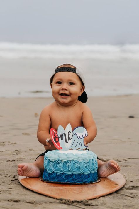 First Wipeout Birthday Party, Smash Cake Beach Pictures, Surf First Birthday Pictures, One Year Beach Birthday Party, Beach Themed One Year Old Party, Smash Cake On The Beach, 1st Birthday Beach Pictures, Beach Birthday 1 Year, The Big One Surf Birthday Cake Smash