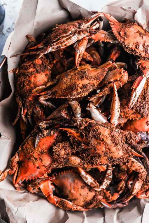 Maryland Crab Feast (Steamed Blue Crabs) | Sweet Tea + Thyme Rachel Aesthetic, Blue Crab Recipes, Lobster Pasta Recipe, Creamy Cheesy Potatoes, Southern Macaroni And Cheese, Mac And Cheese Recipe Soul Food, Crab Legs Recipe, Baltimore Art, Steamed Crabs