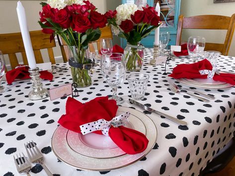 101 Dalmatians Bedroom, 101 Dalmations Table Decorations, 101 Dalmatians Party Decorations, 101 Dalmations Birthday, 101 Dalmatians Party, Dalmation Party, Dalmatian Painting, 101 Dalmations Party, Dalmatian Birthday