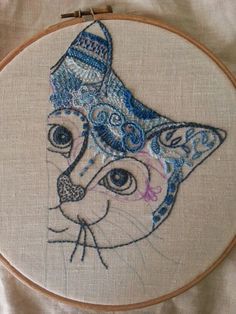 Lindinho... 자수 디자인, Embroidery Hoop Art, Art Textile, Embroidery Inspiration, Embroidery Techniques, Hoop Art, Diy Embroidery, Embroidery And Stitching, Beautiful Embroidery