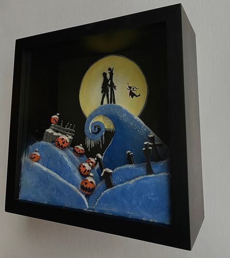 Nightmare Before Christmas Shadow Box Ideas, Nightmare Before Christmas Diorama, Cricut Christmas Shadow Box Ideas, Tim Burton Gifts, Nightmare Before Christmas Diy Crafts, Nightmare Before Christmas Room Ideas, Nightmare Before Christmas Shadow Box, Halloween Shadow Box Ideas, Nightmare Before Christmas Cricut