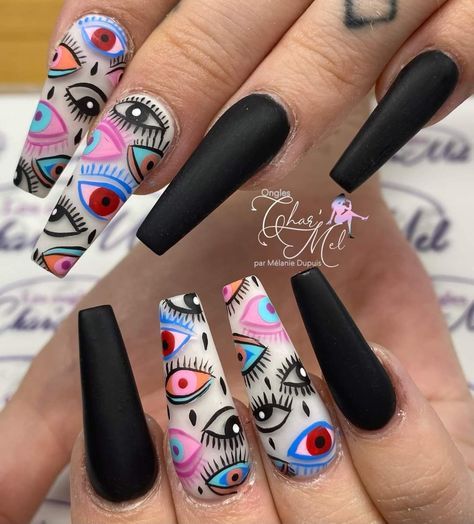 Eyeball Acrylic Nails, Trippy Eye Nails, Eye Ball Nails, Third Eye Nails, Brain Nails, Trippy Nail Designs, Evil Eye Nails Design, Boat Nails, Trash Nails