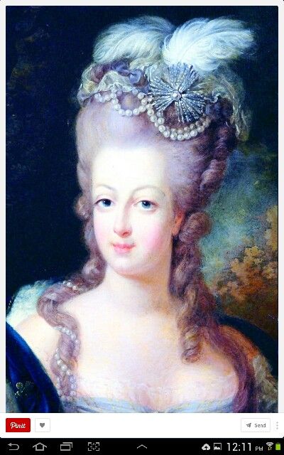 . Marie Antoinette Hair, 18th Century Hair, Leather Pearl Necklace, Jewelry Girl, Queen Jewelry, French History, French Jewelry, Fashion Painting, Free Graphics