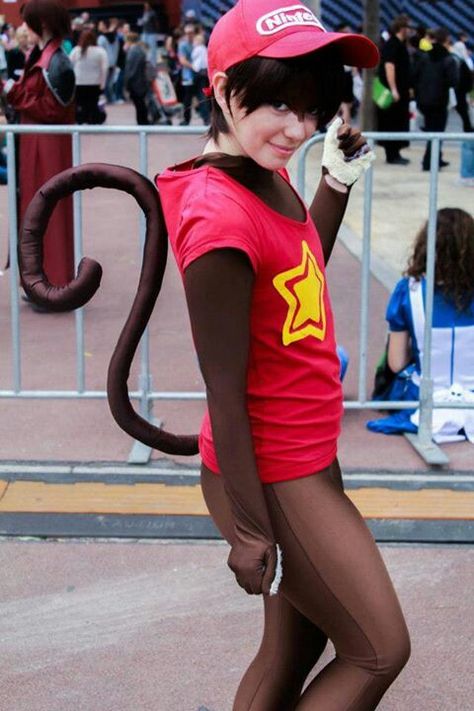 Diddy Kong Donkey Kong Costume, Nintendo Costumes, Mario Halloween, Diddy Kong, Video Game Cosplay, Epic Cosplay, Game Cosplay, Think Geek, Cool Cosplay