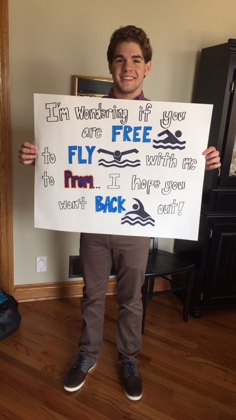 Swimmer promposal! Swimmer Promposal, Cute Hoco Proposals, Cute Promposals, Swimming Jokes, Prom Posters, Cute Homecoming Proposals, Cute Prom Proposals, Swimming Funny, Asking To Prom