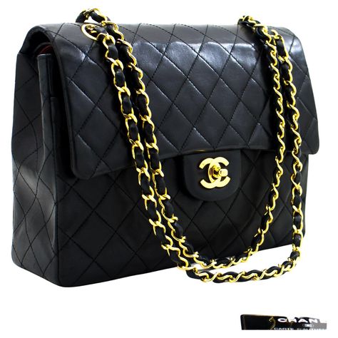 Chanel Brand, Chanel 2, Chanel Model, Shoulder Bag Black, Chain Shoulder Bag, Fendi Bags, Flap Bag, Prada Bag, Dior Bag