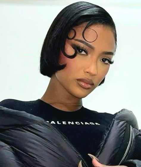 Bob Hairstyles Pulled Back, Flip Ends Hairstyle Black Women, Modern Bouffant Hair, Ear Length Hair Styles, Flipped Ends Hairstyles Black Women, Slick Back Short Hair Black Women, 90s Swoop Hairstyle Black Women, Slick Back Bob, 90s Updo Black Women