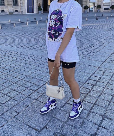 Jordan Outfits Womens, Looks Hip Hop, Fashion Rules, Teenage Outfits, Jordan Outfits, Tomboy Outfits, Tomboy Style Outfits, Chill Outfits, Streetwear Fashion Women