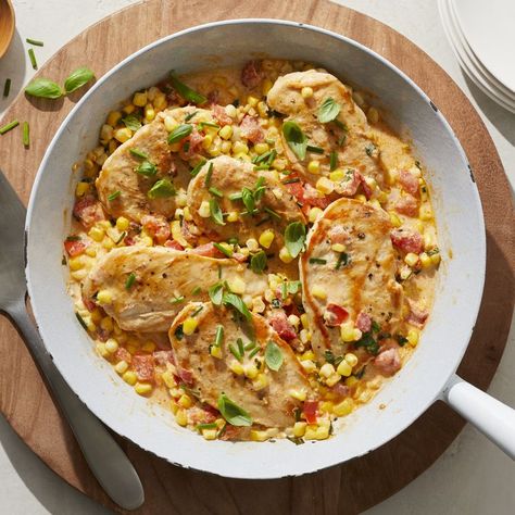 20-Minute Creamy Skillet Chicken with Corn, Tomato & Basil Creamy Basil Chicken, Creamy Skillet Chicken, Chicken With Corn, Corn And Tomato, Tomato Recipe, High Protein Dinner, Chicken Skillet, Easy Skillet, Dinners To Make