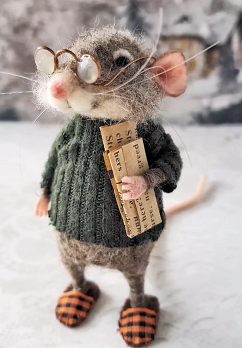 Doll Workshop, Felted Mice, Needle Felted Mouse, Felted Mouse, Funny Mouse, Needle Felted Christmas, Felt Mouse, Felt Projects, Needle Felting Projects