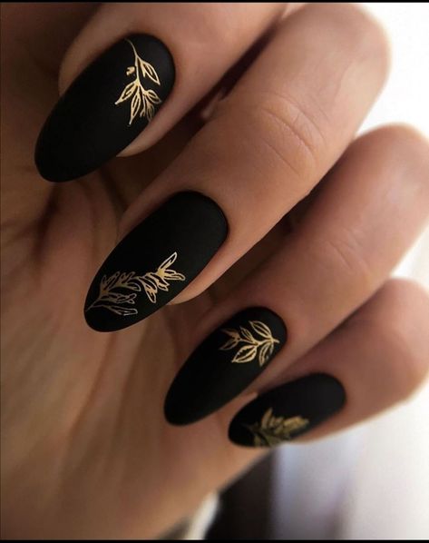 Cat Nail Art, Unghie Nail Art, Cat Nail, Matte Black Nails, Her Nails, Cat Nails, Chic Nails, Fancy Nails, Nail Polishes