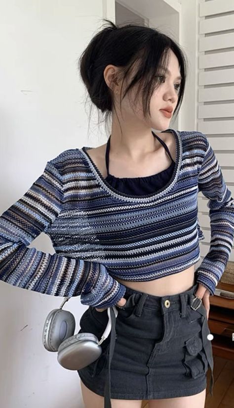 Outfit Y2k Aesthetic, Korean Fashion Blue, Acubi Outfit, Acubi Aesthetic, Y2k Acubi, Korean Y2k, Acubi Fashion, Outfit Ideas Fashion, Aesthetic Korean