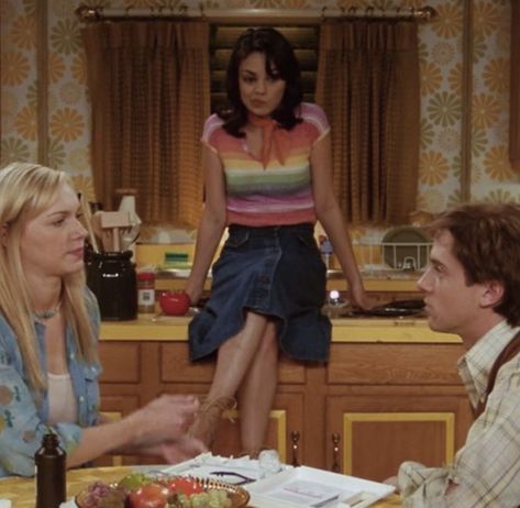 Yellow Bell Bottoms, That 70s Show Outfits, 70s Show Outfits, Jackie Burkhart Outfits, Princess Cowgirl, Jackie That 70s Show, Show Outfits, Jackie Burkhart, 2000s Girl