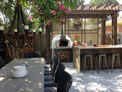 A custom designed Pompeii pizza oven by Neto S. is at the heart of his exquisite outdoor kitchen and dining area in Richmond. Fireplace Backyard, Outdoor Kitchen And Dining, Backyard Kitchen Ideas, Kitchen Design Outdoor, Diy Oven, Kitchen Ideas Outdoor, Pizza Oven Outdoor Kitchen, Backyard Creations, Kitchen And Dining Area