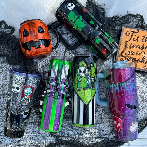 It might technically still be summer but spooky season is in full effect here at Lysha B Creative. These cups and MORE were just added to the website. Snag your new favorite cup here: www.lyshabcreative.com #beetlejuice #pumpkin #3dtumblers #spookyseason #tumblers #epoxyresin #halloweenfinds Hocus Pocus Tumbler Cup, Halloween Peekaboo Tumbler, Beetlejuice Tumbler, Beetlejuice Tumbler Cup, Bat Tumbler, Starbucks Cups, Beetlejuice