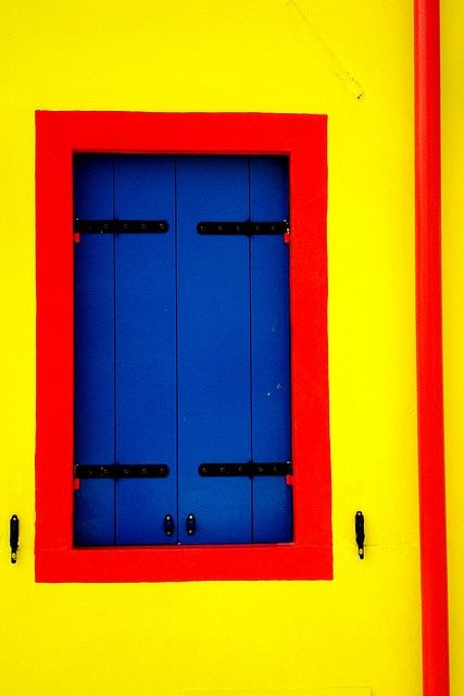 Blue Red Yellow Color Palette, Triadic Color Scheme Art Painting, Triad Color Scheme, Burano Italy, Blue Doors, Color Harmony, Elements Of Design, Brno, Yellow Aesthetic