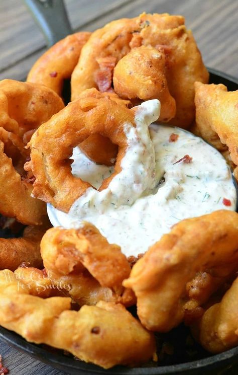 Bacon Onion Rings with Bacon Ranch Dipping Sauce 4 from willcookforsmiles.com Bacon Onion Rings, Fried Onion Rings, Bacon Ranch Dip, Ranch Dipping Sauce, Ranch Dip, Bacon Ranch, Onion Recipes, Buffalo Wings, Finger Food Appetizers