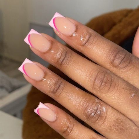 5,868 Likes, 9 Comments - NAIL TECH , LDN (@kaesklaws) on Instagram Mommy Nails Ideas, Mommy Nails Ideas Short, Nails Pictures Ideas, Mommy Nails, Frenchies Nails, Mom Nails, Nails Pictures, Pastel Nails Designs, Pretty Nail Colors