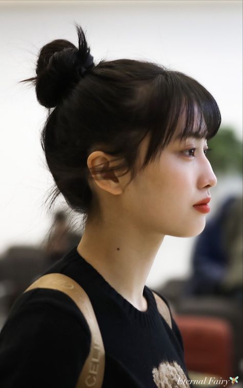 60s Hair, Korean Face, Momo Twice, Female Profile, Hirai Momo, Human Poses, Asian Hair, Hair Inspo, Just In Case