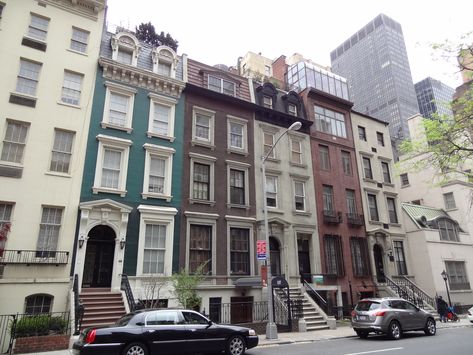 IWalked New York City's Colorful Row Houses | Take a stroll … | Flickr Row House Interior, Glass Penthouse, Black Awning, Appartement New York, Wrought Iron Railings, City Houses, New York Townhouse, Nyc Townhouse, Townhouse Exterior