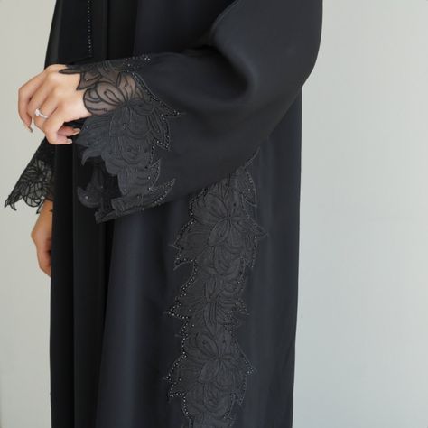 New Model Abaya Pardha Black, Pardha Model Dubai New 2023 Black, Black Burqa Designs, Pardha Model Black, Abaya Designs Latest Dubai 2023, Black Abaya Designs Dubai Style, Abaya Designs Latest Dubai, New Model Abaya, Latest Abaya Designs