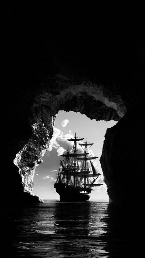 The Black Pearl Ship Wallpaper, Pirates Of The Caribbean Black And White, Black Pearl Ship Wallpaper, Black Pearl Ship Tattoo, Black Pearl Aesthetic, Black Sails Aesthetic, Pearls Aesthetic Wallpaper, Dark Nautical Aesthetic, Jack Sparrow Wallpaper