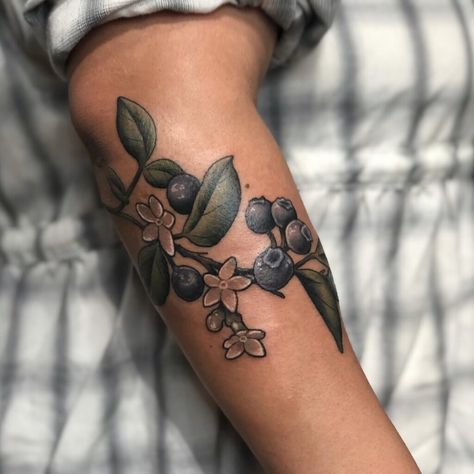 15 Adorable Blueberry Tattoo Ideas for 2022 13 Neo Traditional Vine Tattoo, Blueberry Blossom Tattoo, Blueberry Flower Tattoo, Blueberry Plant Tattoo, Blueberry Vine Tattoo, Blueberry Branch Tattoo, Wren Tattoo, Blueberry Tattoo, Love Spirituality