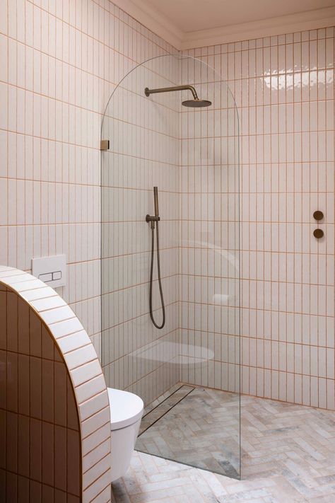 Three Birds Renovations, Master Ensuite, Pink Tiles, Three Birds, Contemporary Cottage, Sopot, Pink Bathroom, Tiny Bathroom, Bathroom Renos