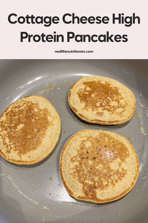 These high protein pancakes made with cottage cheese and oatmeal are the perfect healthy breakfast. Enjoy fluffy cottage cheese pancakes that are protein pancakes without protein powder – no need for extra supplements! This is one of the best protein pancakes recipes for a nutritious start to your day. Cottage Cheese And Oatmeal, Blender Cottage Cheese, Cottage Cheese Oatmeal Pancakes, Protein Pancakes Without Protein Powder, Cottage Cheese Oatmeal, Best Protein Pancakes, Oatmeal Cottage Cheese Pancakes, Cheese Oatmeal, Protein Powder Pancakes