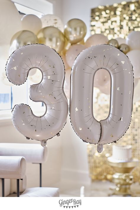 These 30th birthday balloons are a brilliant way to add an eye-catching focal point.  Our new gold party collection is all about the glitz and glamour. This lavish range is for those big celebrations with disco balls, impressive backdrops and milestone hats! 30th Birthday Colour Themes, 30th Birthday Ideas For Women Decoration, 30th Birthday Party Themes For Women, 30th Birthday Decor, 30th Birthday Party Themes, 30th Birthday Balloons, 40th Birthday Balloons, 30th Birthday Ideas For Women, Bday Pics