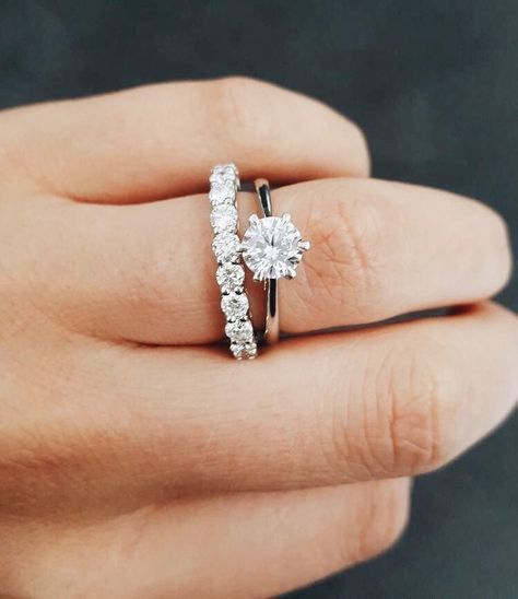 Big Wedding Rings, Engagement And Wedding Ring, Oval Solitaire Engagement Ring, Fine Engagement Rings, Wedding Rings Round, Round Engagement Rings, Wedding Rings Solitaire, Simple Engagement Rings, Dream Engagement