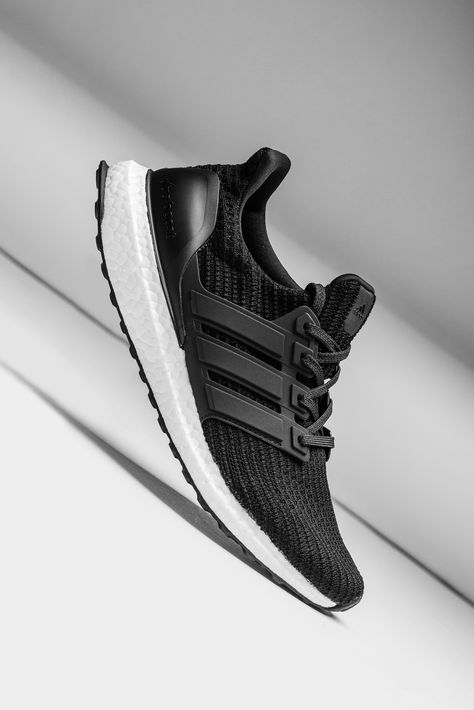 Adidas Originals Ultra Boost 4.0 'Core Black' Adidas Ultra Boost Men Outfit, Adidas Ultraboost, Adidas Ultra Boost Women Outfit, Adidas Ultra Boost Women, Ultra Boost Women, Adidas Ultra Boost Men, Perfect Sneakers, Mens Business Casual Outfits, Adidas Boost