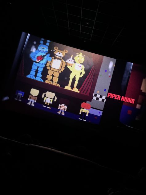 Fnaf cinema movie Fnaf Movie Wallpaper, Fnaf Tapes, Fnaf Aesthetic, House Of Memories, Movie Theater Aesthetic, Freddy Movie, Showbiz Pizza, Fnaf Au, Comfort Movies