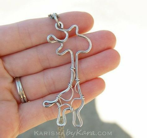 Giraffe Keychain, Wire Animals, Giraffe Jewelry, Whale Jewelry, Giraffe Necklace, Wire Jewelery, Whale Necklace, Bijoux Fil Aluminium, Elephant Necklace