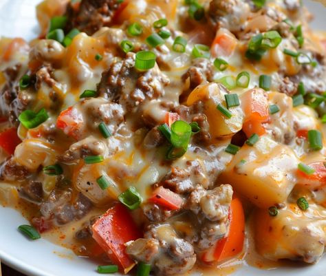 Slow Cooker Cheesesteak, Crockpot Cheesesteak, Steak Breakfast, Steak Potatoes, Instant Mashed Potatoes, Weekend Dinner, Gumbo Recipe, Onion Gravy, Crockpot Recipes Beef