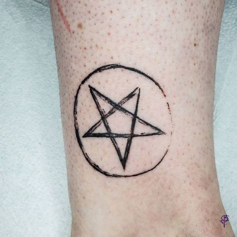 Pagan Tattoo Ideas, Pentacle Tattoo, Nature Worship, Wiccan Tattoo, Triple Goddess Symbol, Pentagram Tattoo, Pagan Tattoo, Tattoo Themes, God Tattoos