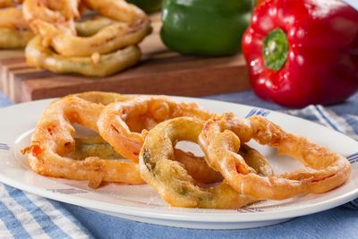 French Fried Pepper Rings | MrFood.com Bell Pepper Rings, Pepper Rings, Mr Food, Fried Peppers, Tv Recipes, Easy Grilling Recipes, Easy Summer Meals, Green Pepper, Food Tasting