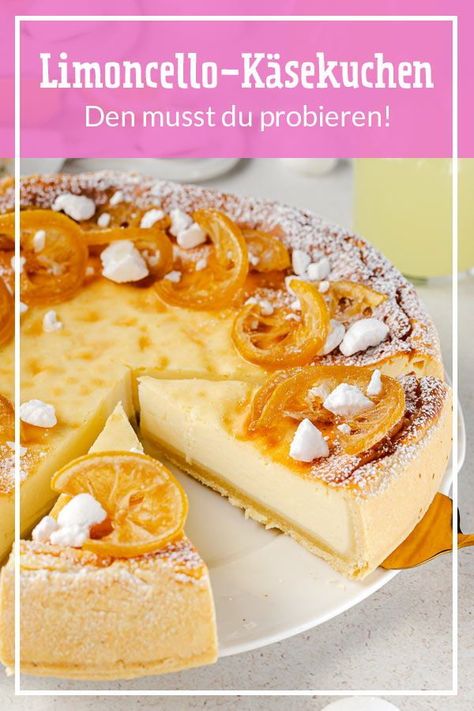 Urlaub für den Gaumen: Wenn italienischer Zitronenlikör auf Omas Kuchenklassiker trifft entsteht cremiger Limoncello-Käsekuchen. #käsekuchen #limoncellokäsekuchen #kuchenrezepte #backrezepte Cheesecake, Ethnic Recipes, Cake, Quick Saves