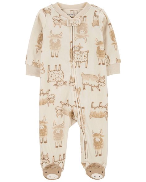 Here's an easy look to keep baby boy cute and adorable for a long day of play, sleep, and repeat. This 1-piece sleep and plays features a two way zipper for easy and quick changes! Baby Highland Cow, Baby Boy Pajamas, Mix Match Outfits, Girls Overalls, Carters Baby Boys, Carters Baby, Boys Pajamas