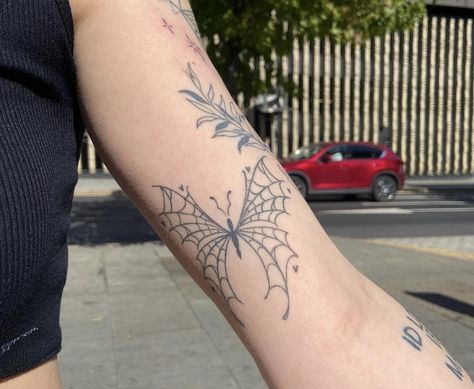 Spider Butterfly, Butterfly Wing Tattoo, Barbie Tattoo, Emo Tattoos, Spider Web Tattoo, Web Tattoo, Creepy Tattoos, Dope Tattoos For Women, Stylist Tattoos