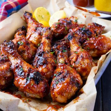 4th Of July Chicken, Grilled Chicken Legs, London Broil Recipes, Bbq Chicken Legs, A Southern Soul, Crockpot Chicken Thighs, Homemade Bbq Sauce Recipe, Chicken Leg Recipes, Grilled Bbq Chicken