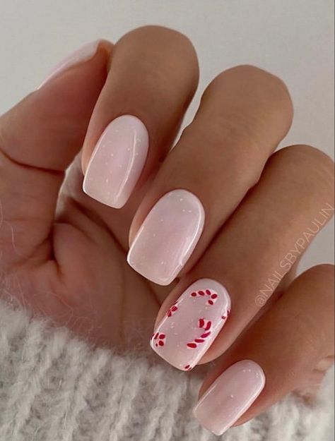 Nail Art Noel, Candy Cane Nails, Cute Christmas Nails, Christmas Nails Easy, Christmas Gel Nails, Simple Gel Nails, Nail Candy, Festival Nails, Xmas Nails